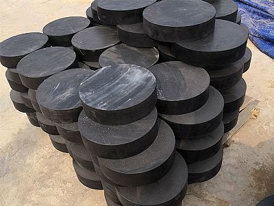 涟水县板式橡胶支座由若干层橡胶片与薄钢板经加压硫化